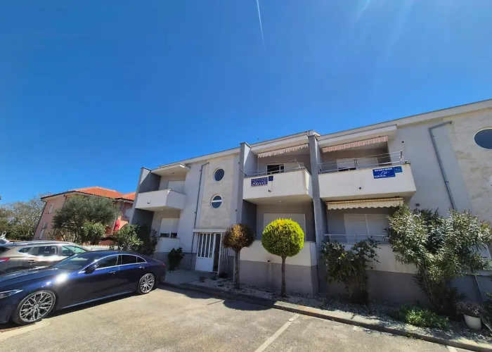 With Parking Space Zaton, Zadar - 25311 דירה זאטון